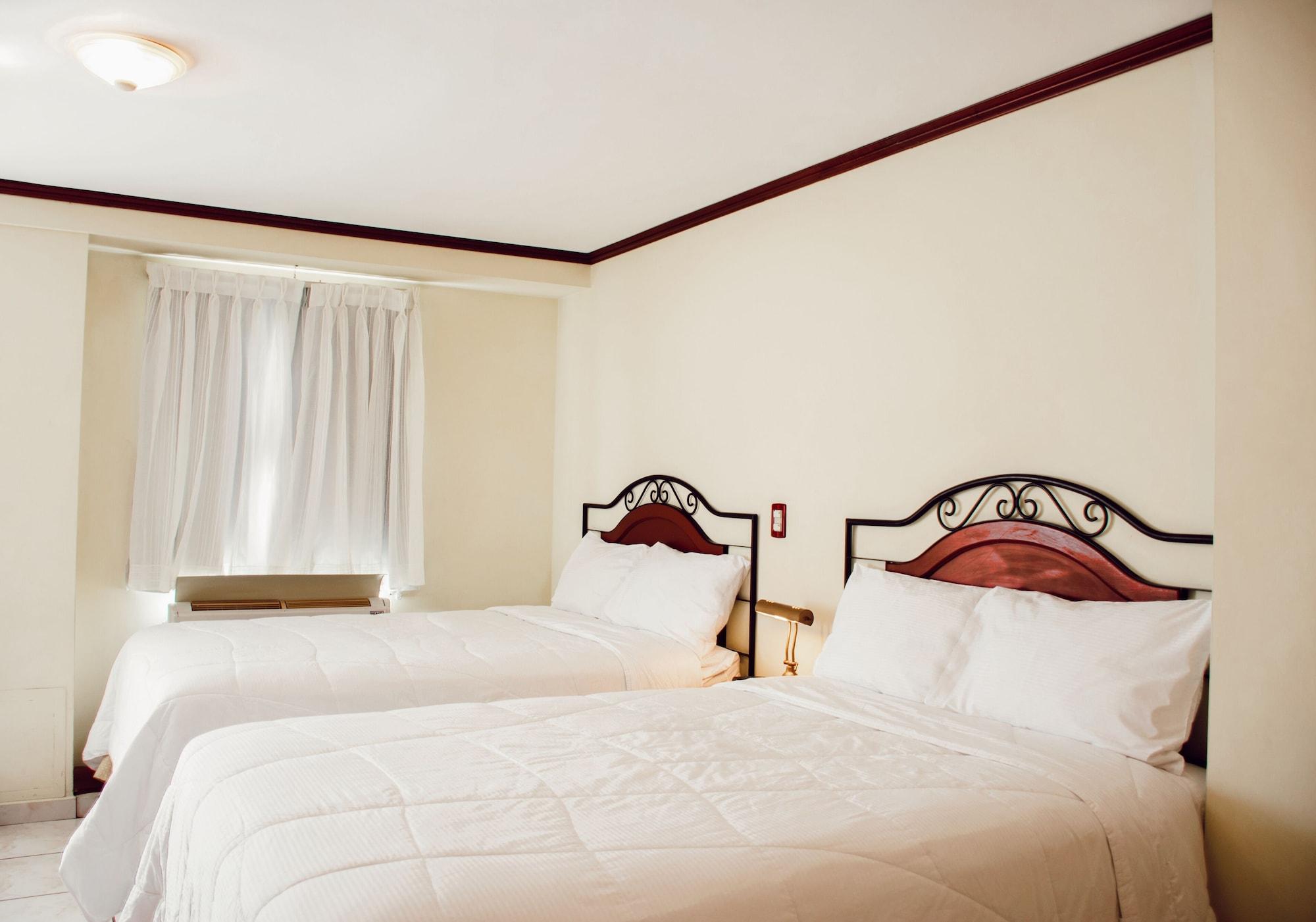 Hotel Gardenia Inn ซานซัลวาดอร์ ภายนอก รูปภาพ