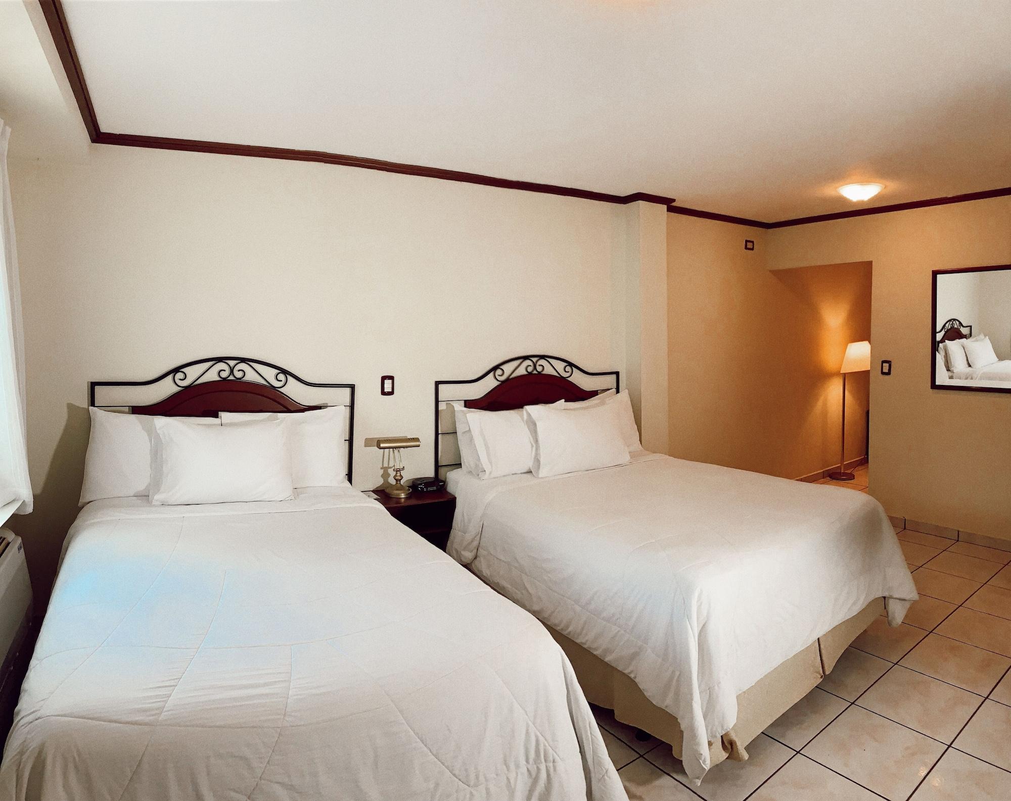 Hotel Gardenia Inn ซานซัลวาดอร์ ภายนอก รูปภาพ